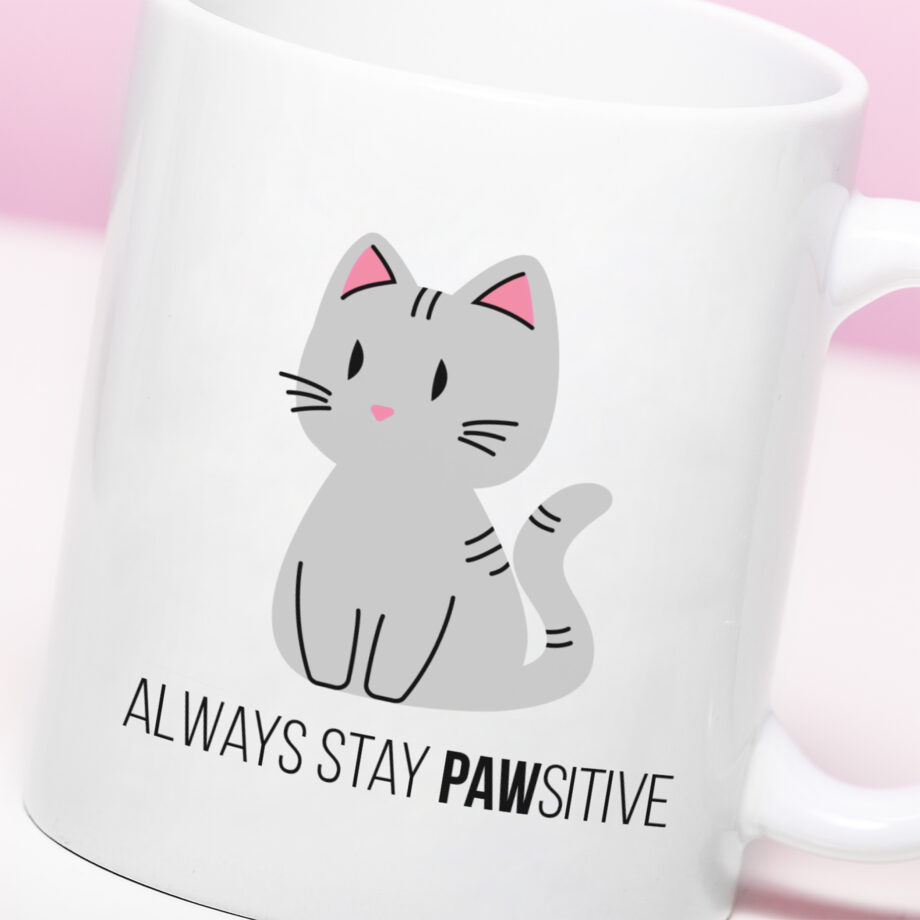Mok met Tekst ‘’Always stay pawsitive’’ | Materiaal: Keramiek | 33 cl | Mok met Tekst | Koffie Mok | Grappige Cadeau |  Vaatwasser bestendig | Humor | Mok met grappige tekst