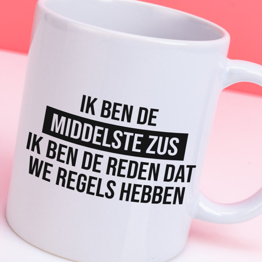 Mok Ik ben de middelste zus