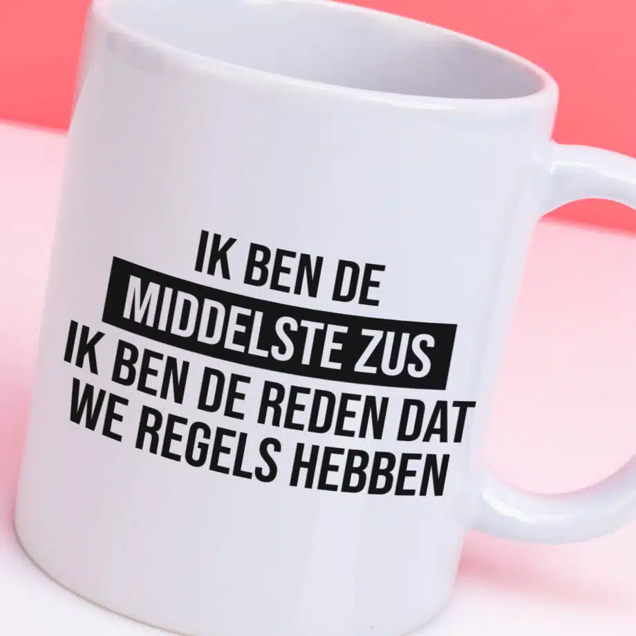 Mok Ik ben de middelste zus