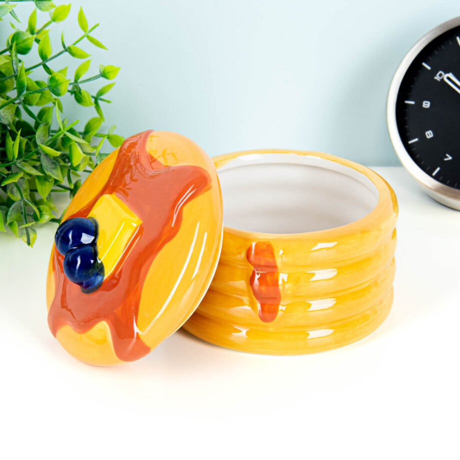 American pancakes pot