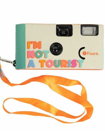 Wegwerpcamera - I'm Not a Tourist