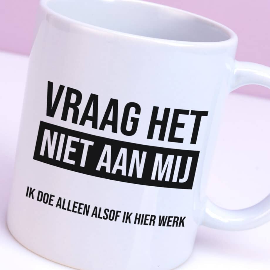 Mok Vraag het niet aan mij