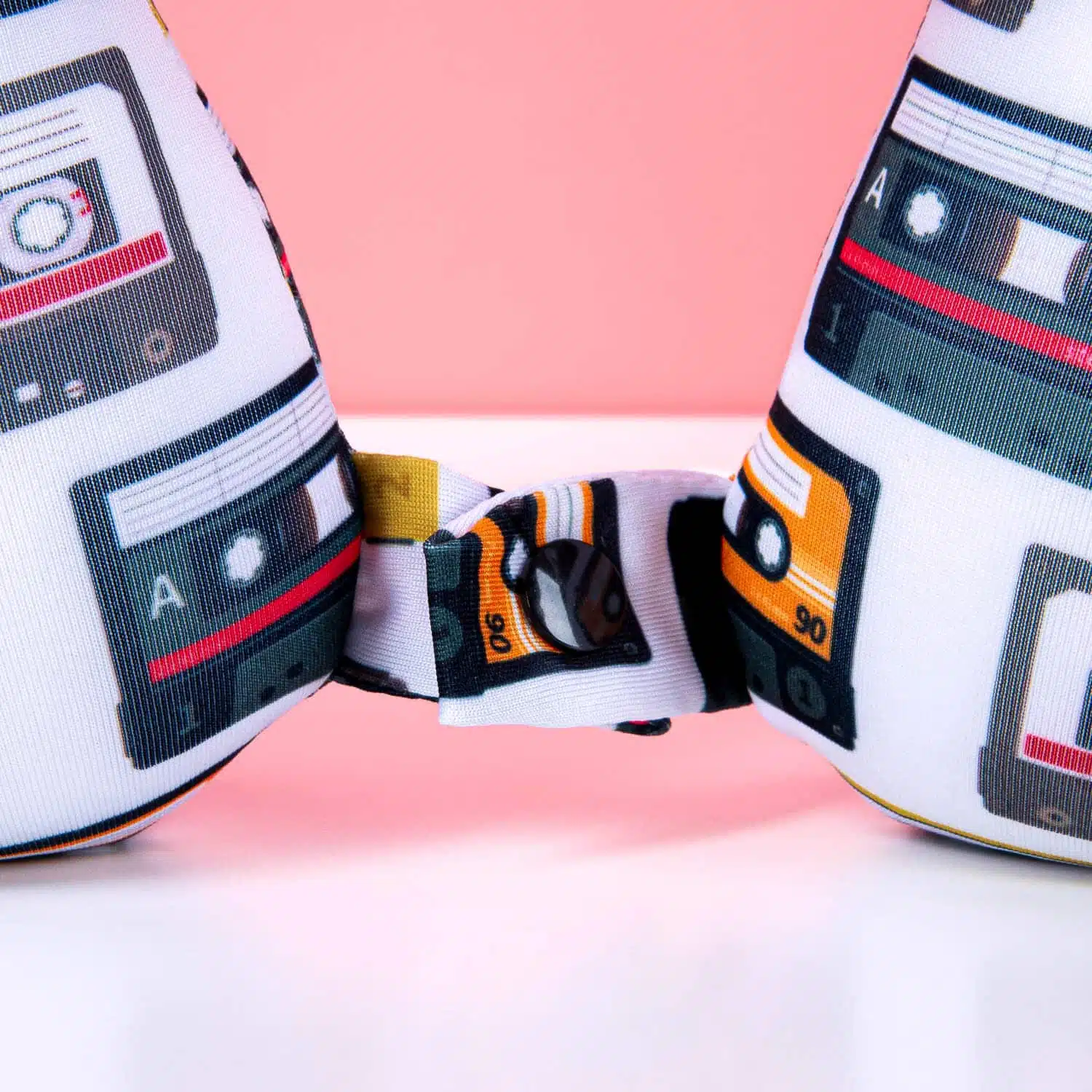 Cassettebandjes nekkussen