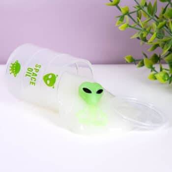 Glow in the dark alien slijm