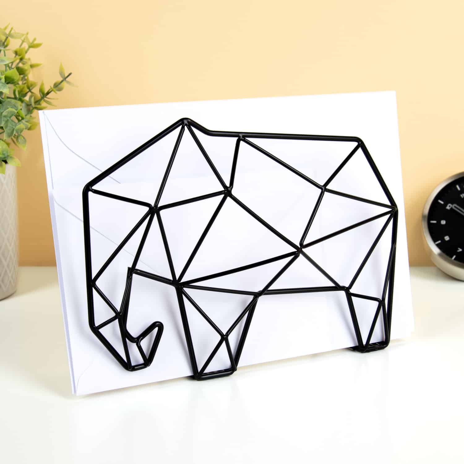 Olifant brievenhouder