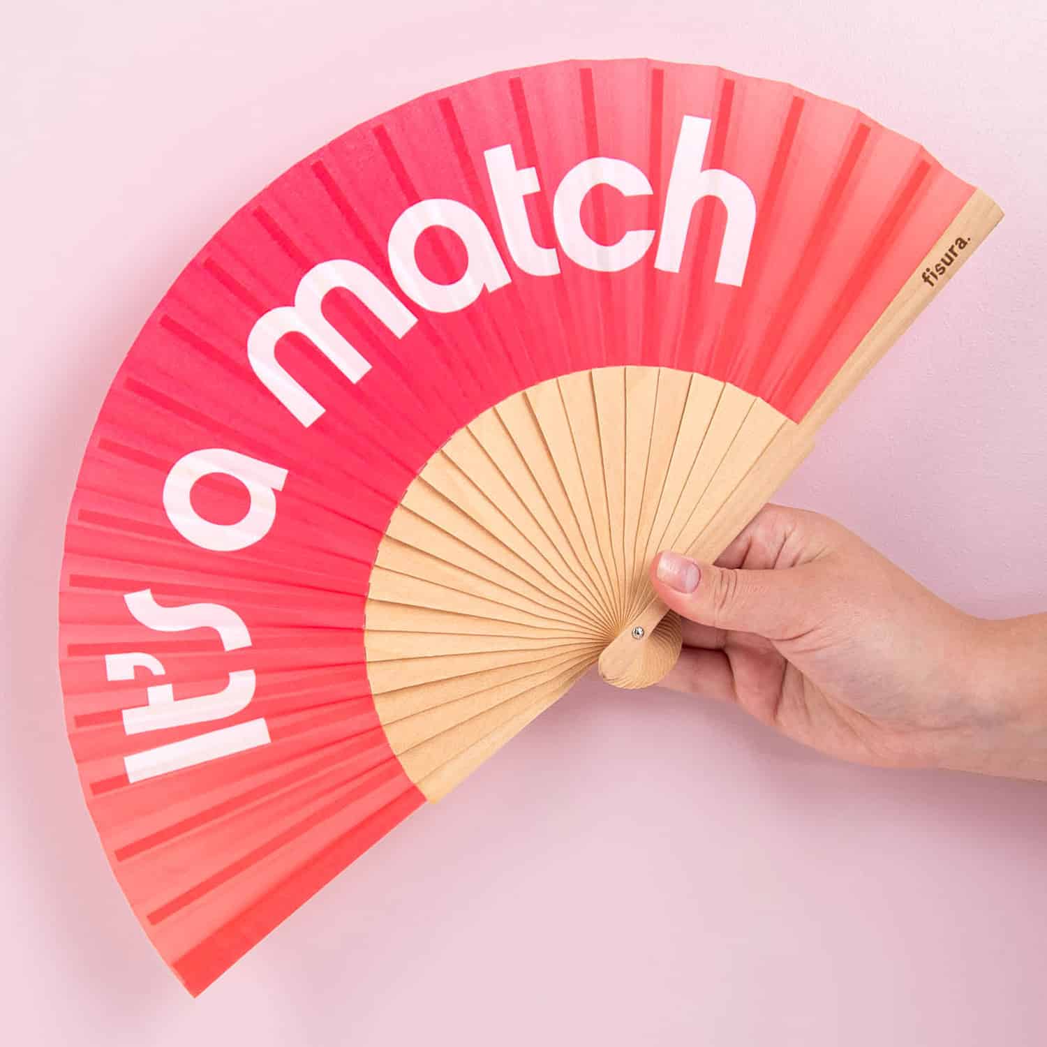 Houten waaier It's a Match