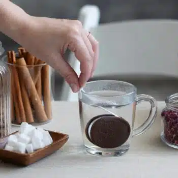 Cookie tea infuser
