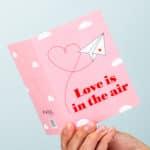 Wenskaart Love Is In The Air