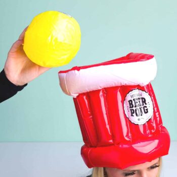 Human beer pong drankspel